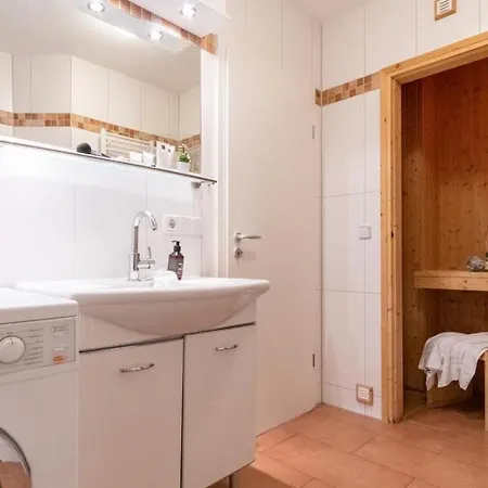 Strandpark-grossenbrode-haus-meerblick-wohnung-seemoewe