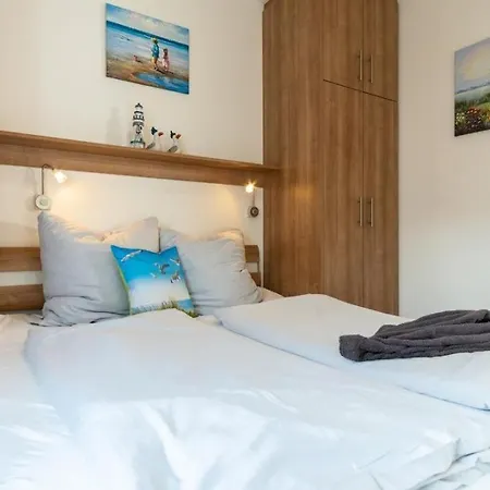 Strandpark-grossenbrode-haus-meerblick-wohnung-seemoewe * Großenbrode